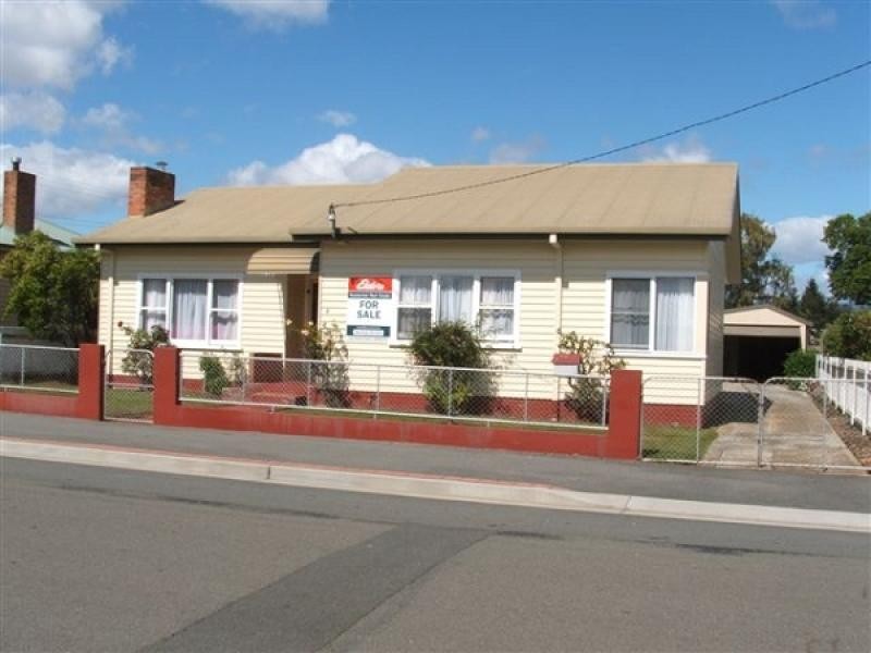 4 Lyall Street, Westbury TAS 7303