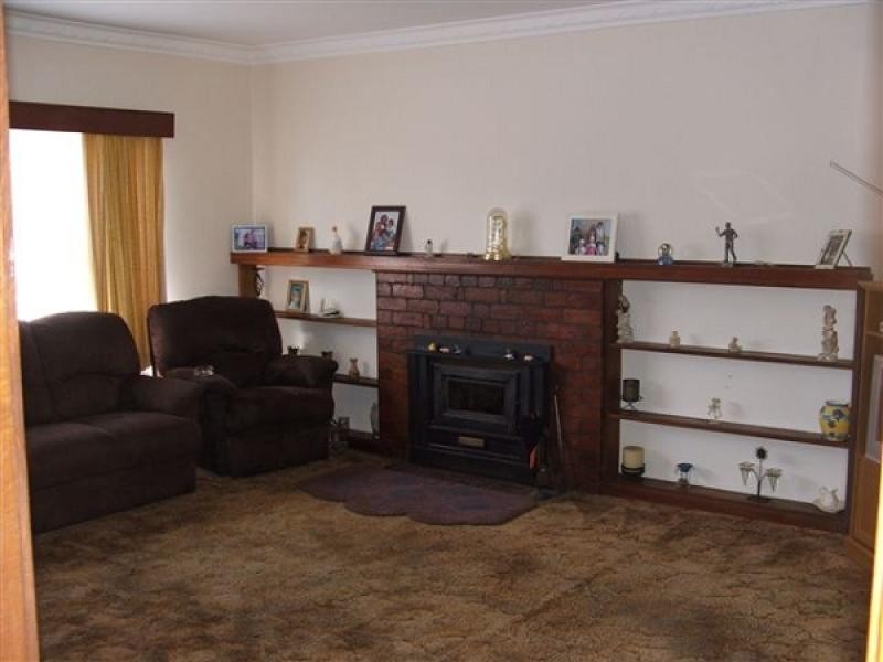 4 Lyall Street, Westbury TAS 7303