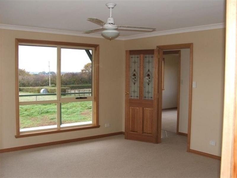 24 Five Acre Row, Westbury TAS 7303