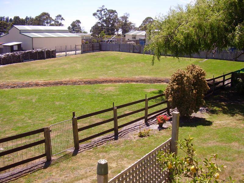 17 ADA STREET, Bridport TAS 7262