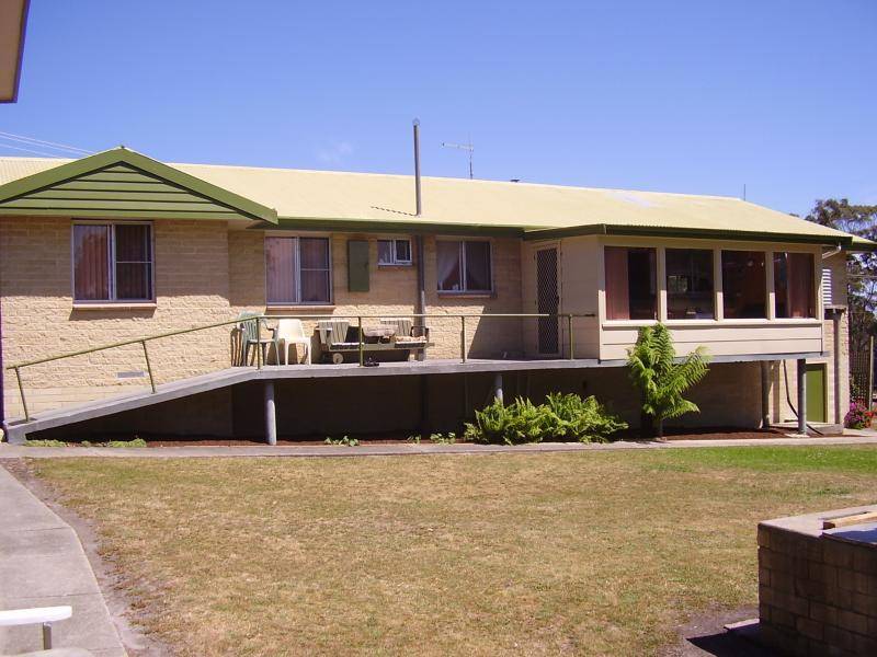 17 ADA STREET, Bridport TAS 7262