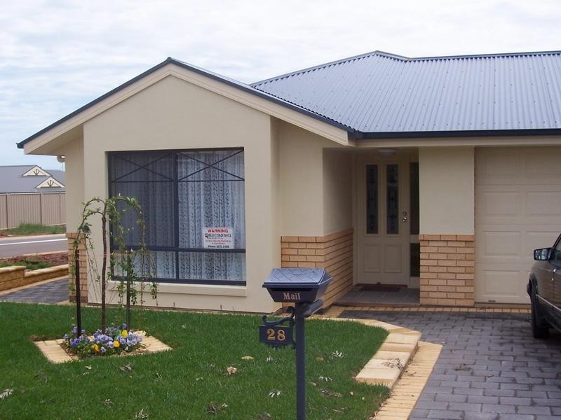 28 LONDON DRIVE, Salisbury East SA 5109