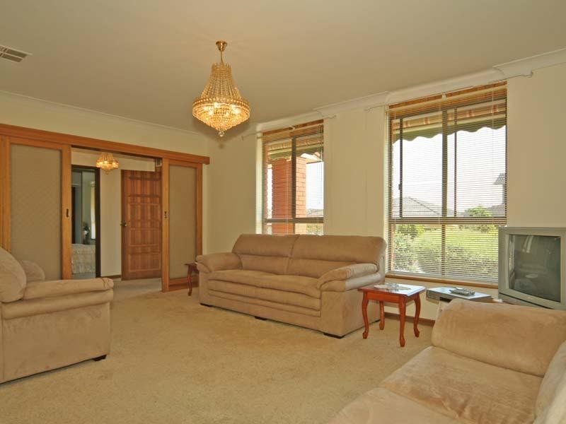 14 Lorelle Ave, Athelstone SA 5076