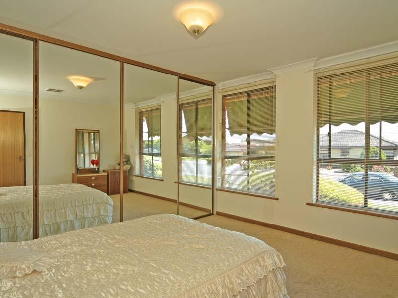 14 Lorelle Ave, Athelstone SA 5076