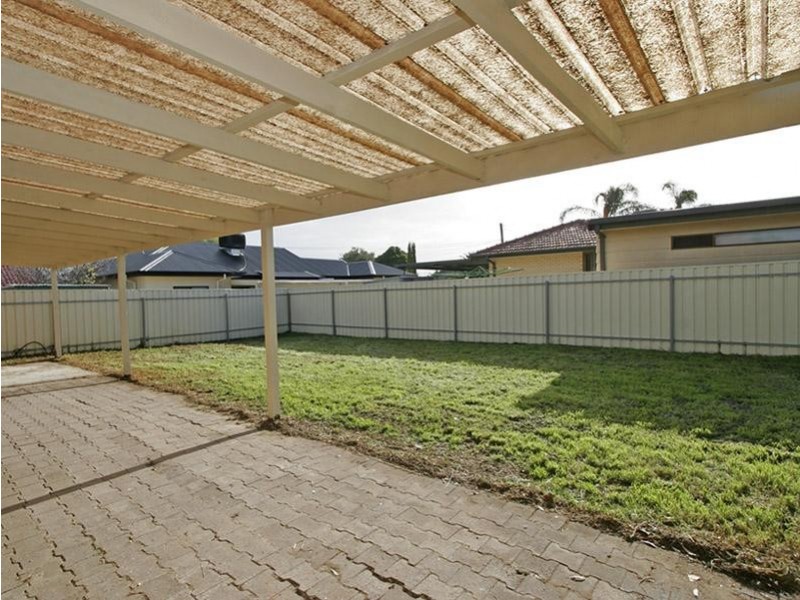 11 Maron Court, Modbury North SA 5092