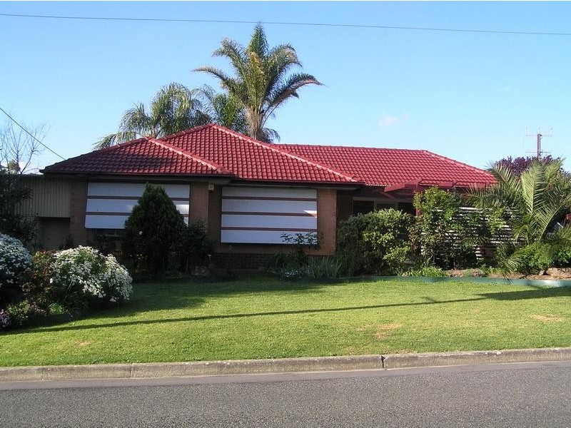 17 Churchill Drive, Modbury North SA 5092