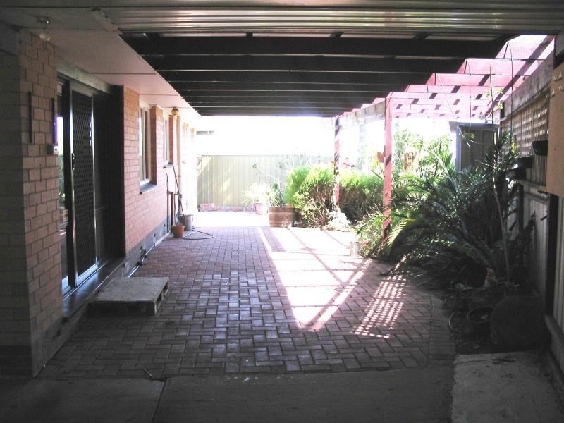 17 Churchill Drive, Modbury North SA 5092