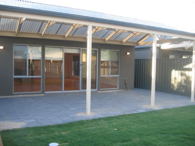 55 Redward Avenue, Greenacres SA 5086