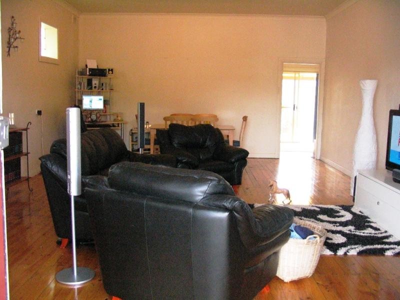 10 Poplar Street, Royal Park SA 5014