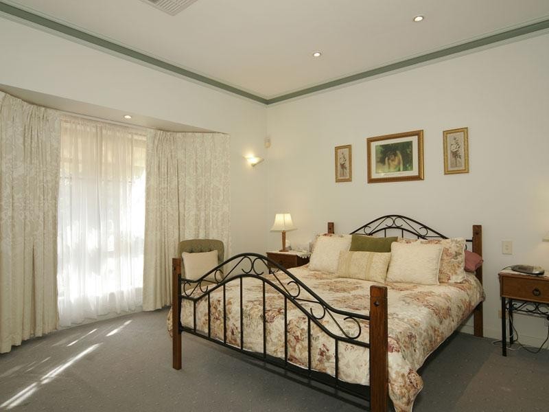 185 Lyons Road, Dernancourt SA 5075