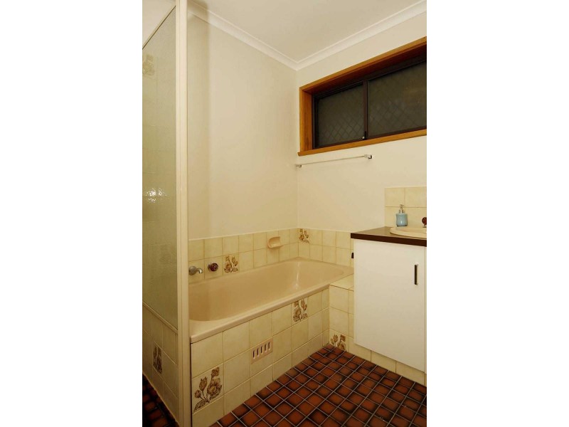 12 Lyndon Road, Paralowie SA 5108