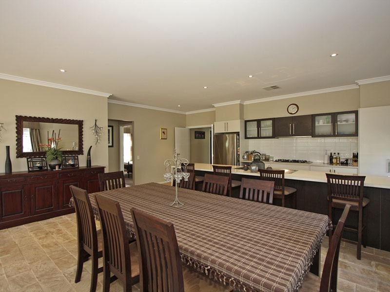 16 Barton Circuit, Mount Barker SA 5251