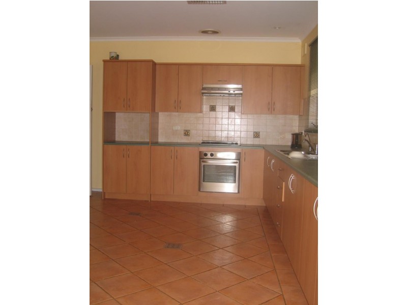30 Leabrook Drive, Para Hills SA 5096