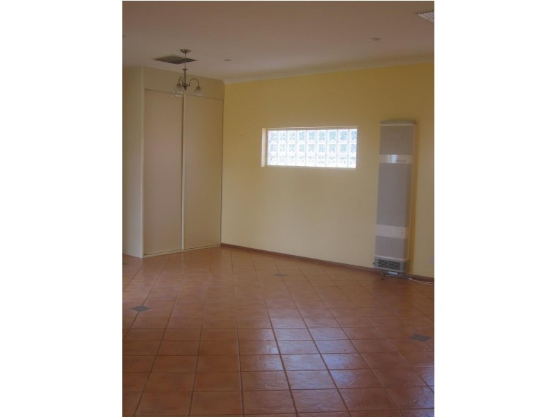 30 Leabrook Drive, Para Hills SA 5096