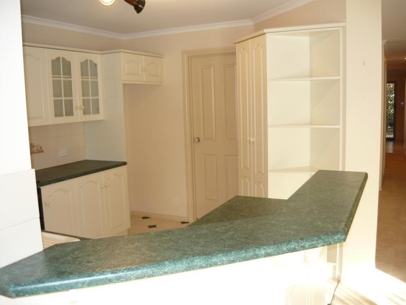 9 Sheffield Place, Oakden SA 5086