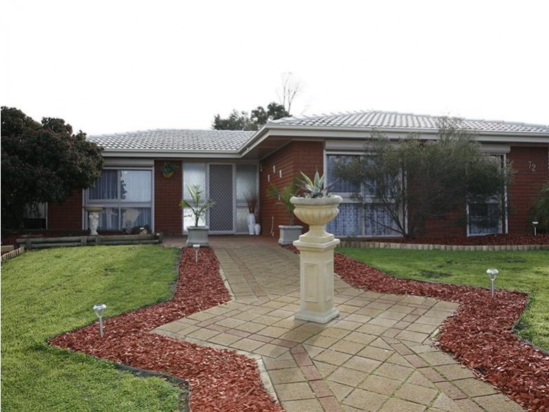 72 De Sassenay Crescent, Modbury Heights SA 5092