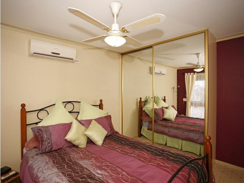 72 De Sassenay Crescent, Modbury Heights SA 5092