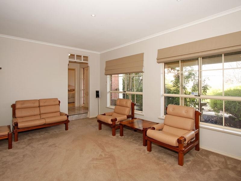 3 DEBENHAM COURT, Greenwith SA 5125