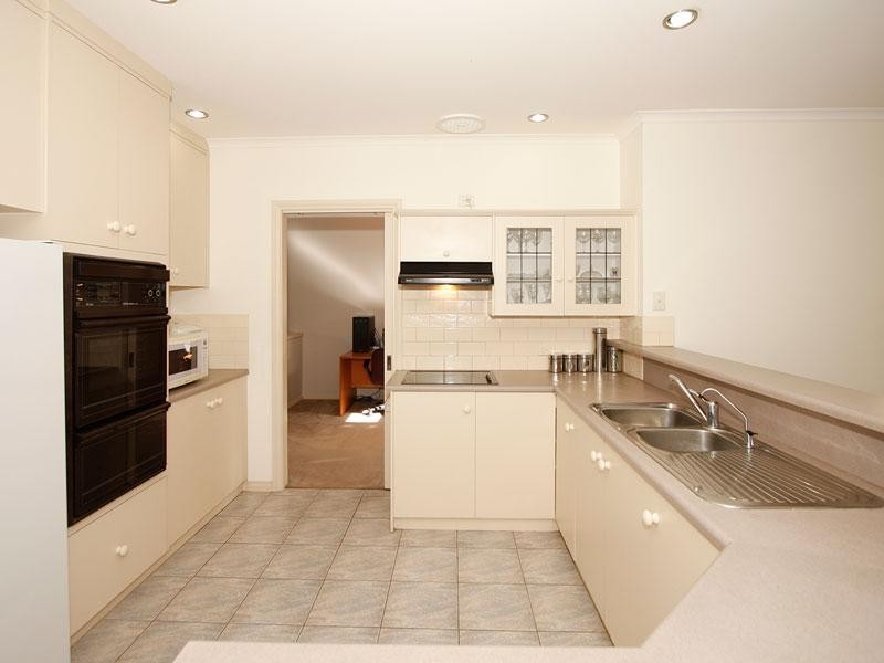 3 DEBENHAM COURT, Greenwith SA 5125