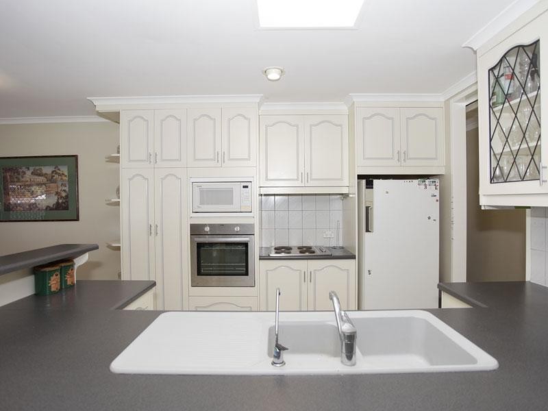 16 Alicante Ave, Wynn Vale SA 5127