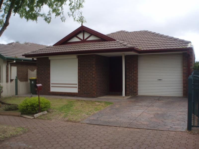 11 Claremont Ave, Oakden SA 5086