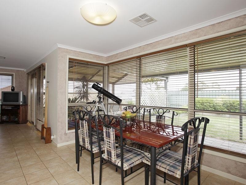 23 Slate Crt, Walkley Heights SA 5098