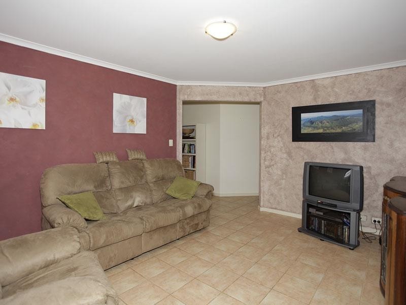 23 Slate Crt, Walkley Heights SA 5098