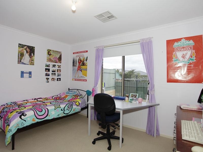 23 Slate Crt, Walkley Heights SA 5098