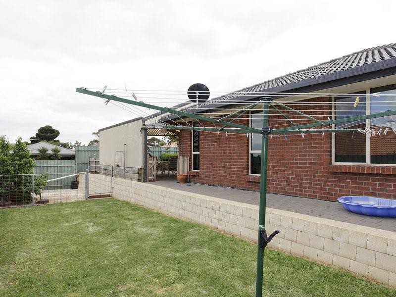 23 Slate Crt, Walkley Heights SA 5098