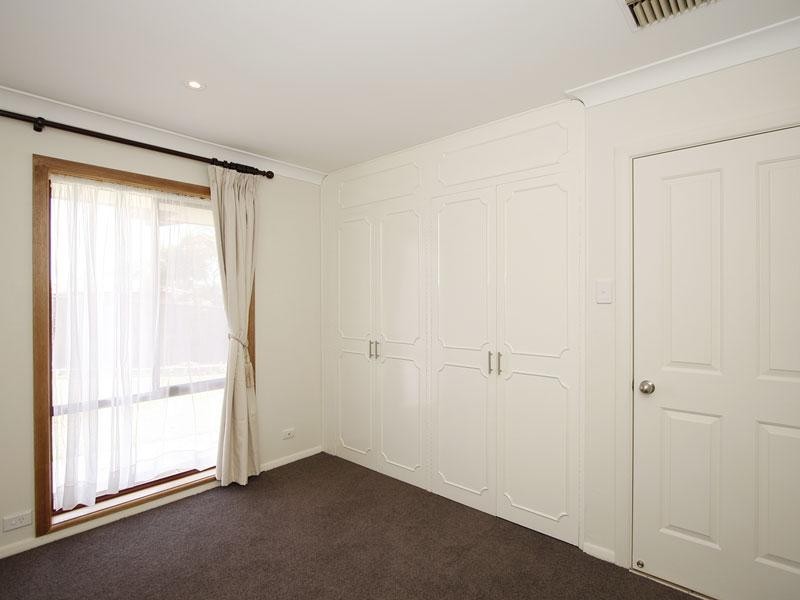 194 Maxwell Rd, Para Hills SA 5096