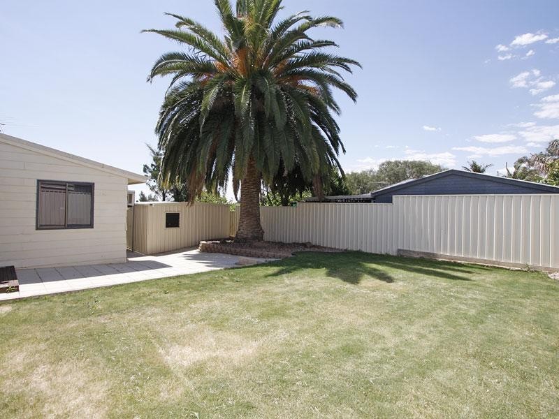 194 Maxwell Rd, Para Hills SA 5096