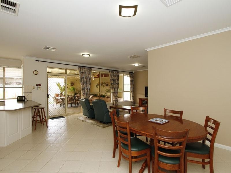 5 Empress Court, Mawson Lakes SA 5095