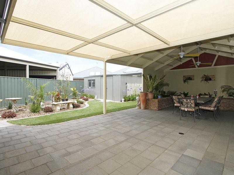 5 Empress Court, Mawson Lakes SA 5095