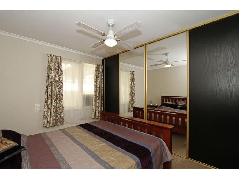 102 Amsterdam Crs, Salisbury Downs SA 5108