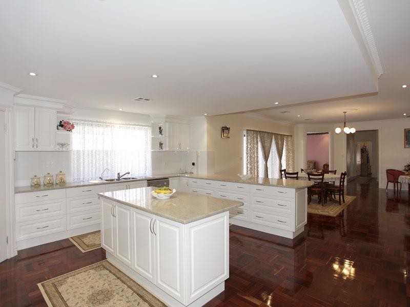 38 Jackaroo Cres, Walkley Heights SA 5098