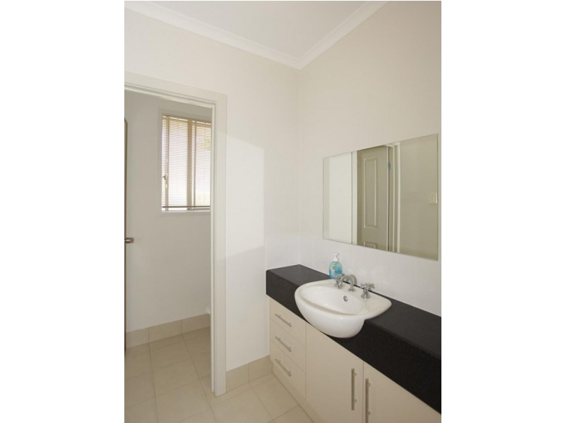 369 Churchill Rd, Kilburn SA 5084