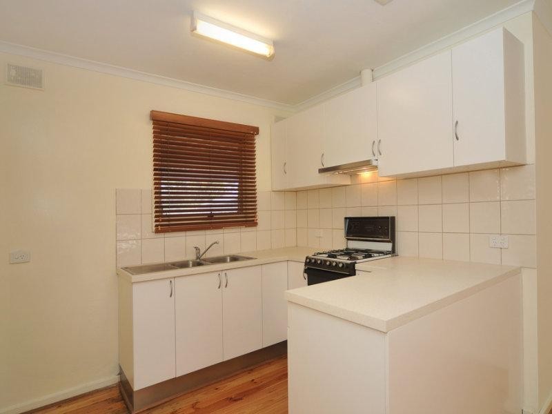 6 Mary Ave, Gilles Plains SA 5086