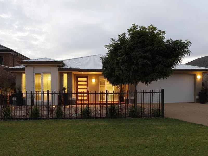 25 The Boulevard, Parafield Gardens SA 5107