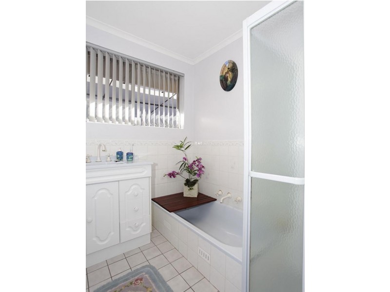 93 Billabong Rd, Para Hills SA 5096