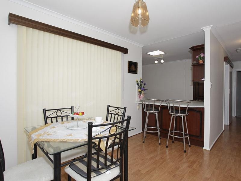 93 Billabong Rd, Para Hills SA 5096