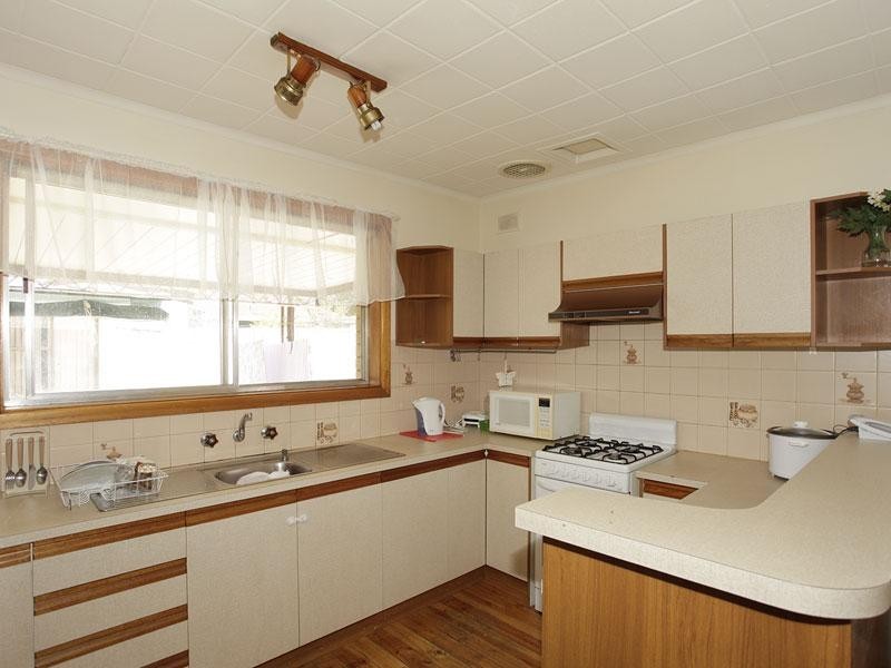23 Snowdon Ave, Salisbury East SA 5109
