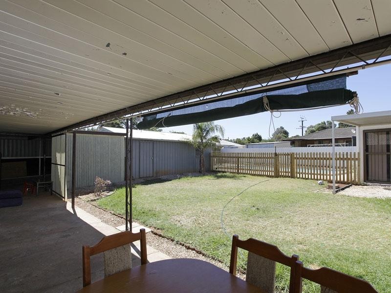 23 Snowdon Ave, Salisbury East SA 5109
