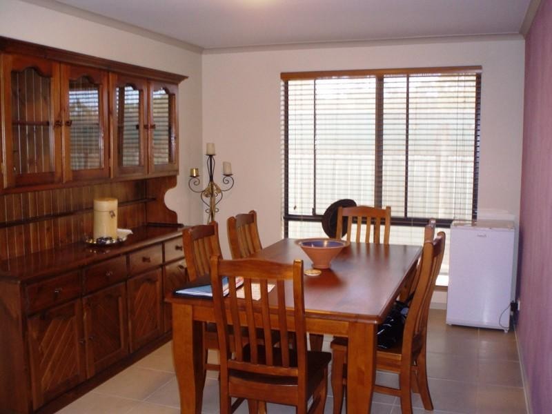 25 Jackaroo Cres, Walkley Heights SA 5098