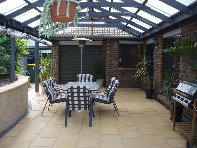 25 Jackaroo Cres, Walkley Heights SA 5098