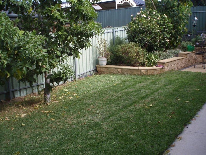 25 Jackaroo Cres, Walkley Heights SA 5098