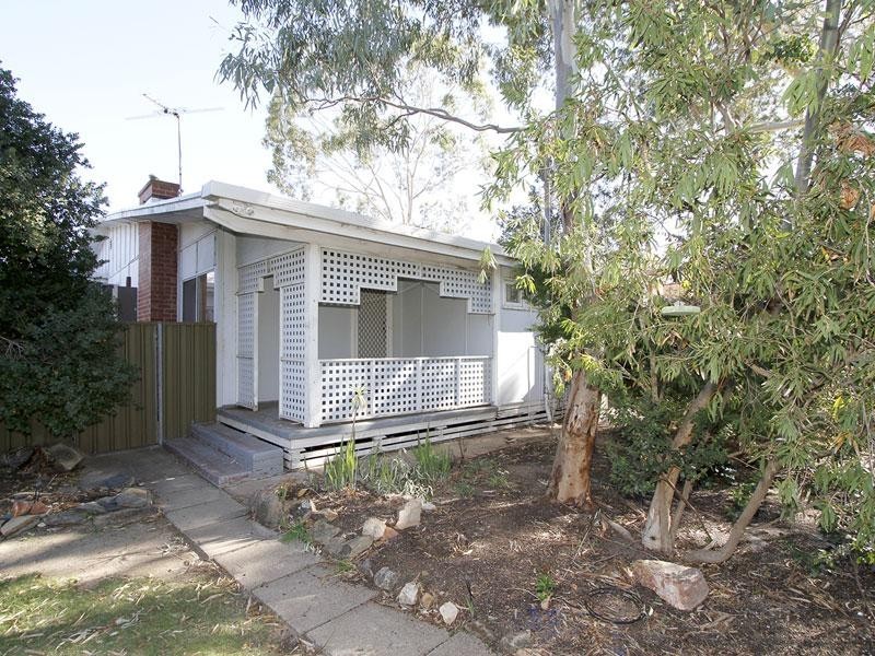 11 Westralia St, Greenacres SA 5086