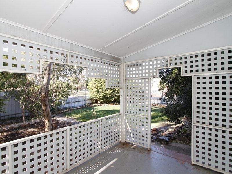 11 Westralia St, Greenacres SA 5086