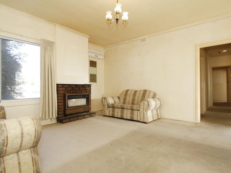 11 Westralia St, Greenacres SA 5086