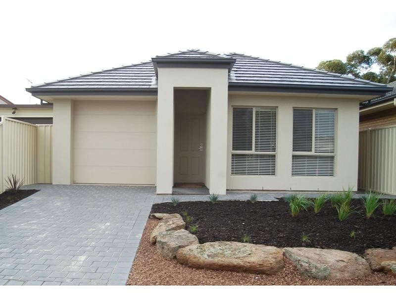 14 Fulton St, Gilles Plains SA 5086