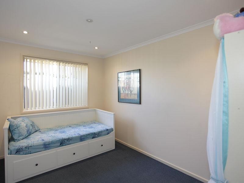80 Lord Howe Ave, Oakden SA 5086